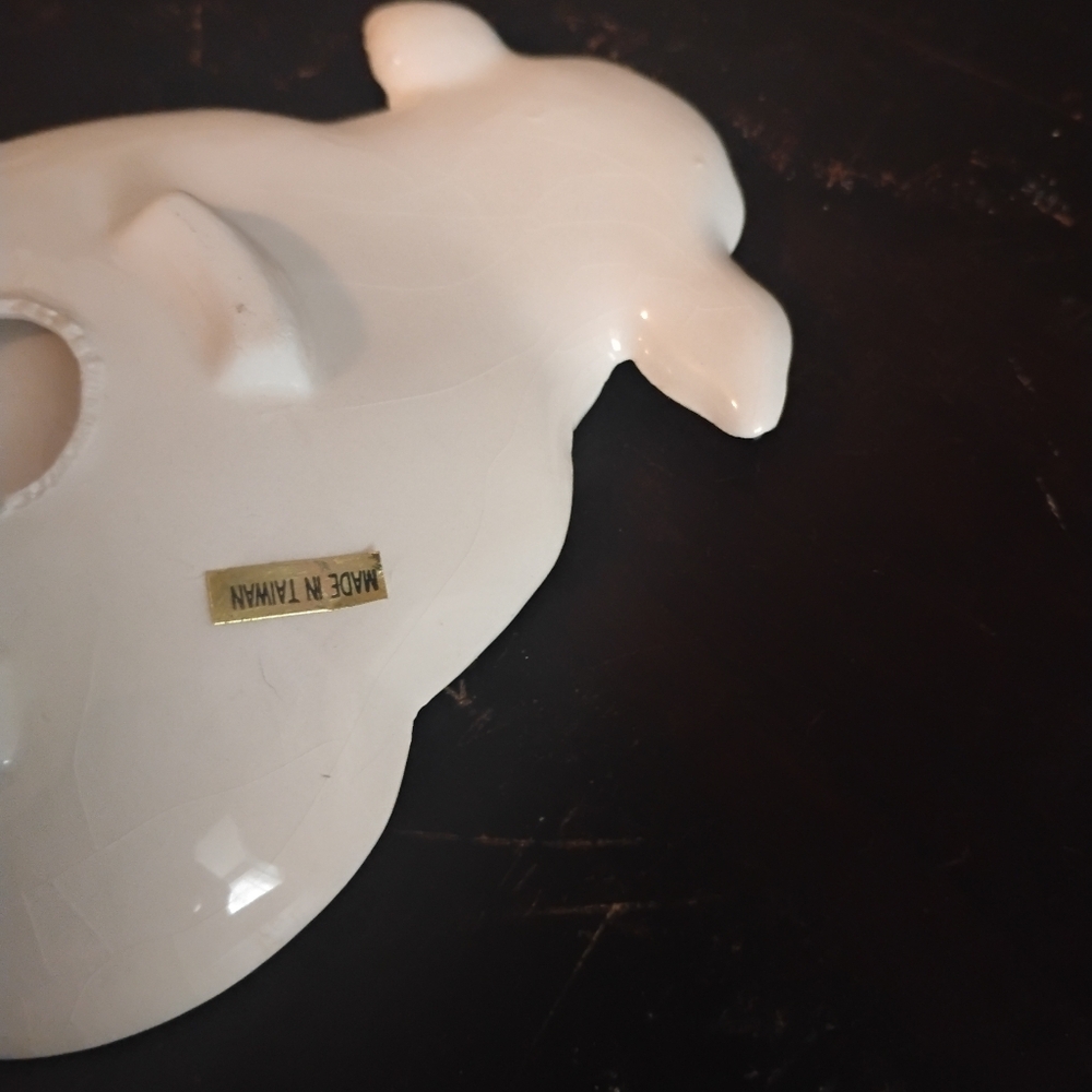 Black and White Cow-Shaped Ceramic Spoon Rest - Picture 6 of 7
